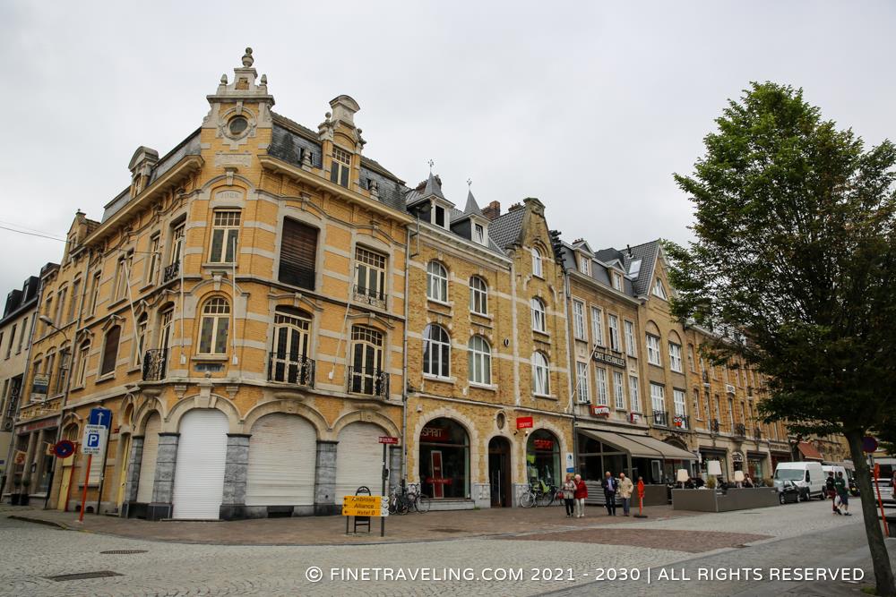 Ieper Market Square - Things to do in Ieper (Ypres) - Fine Traveling